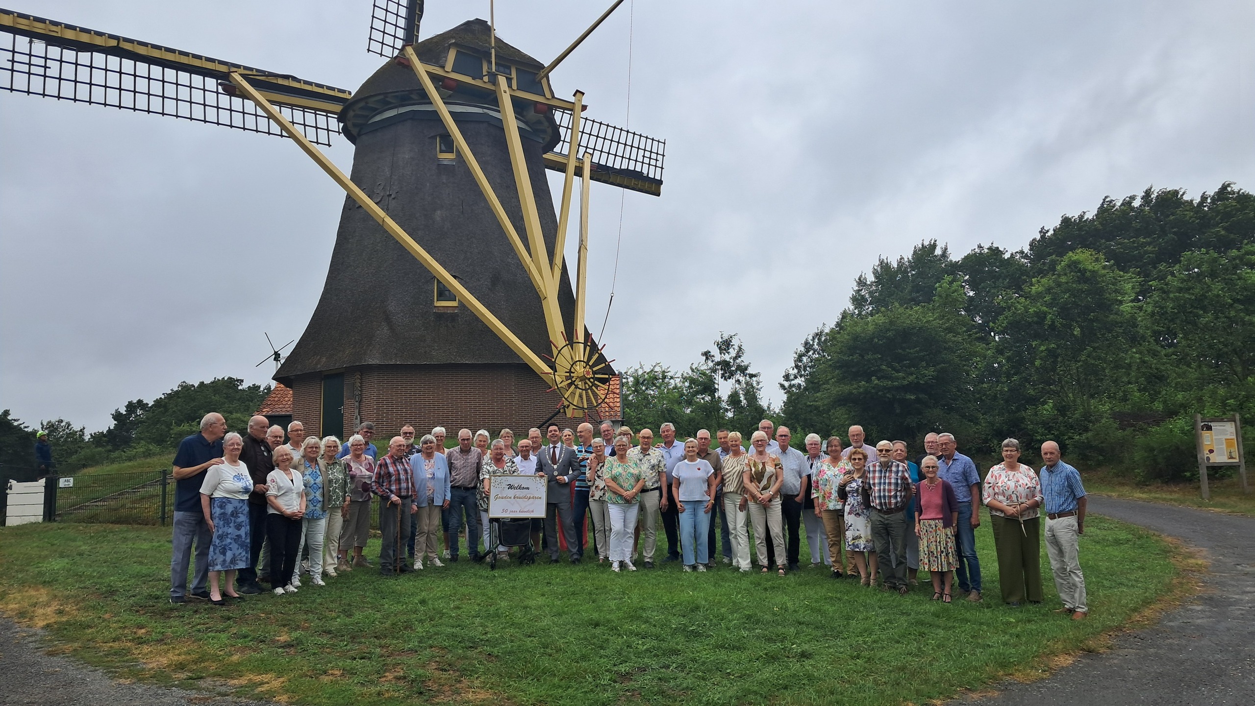 Gouden Bruidsparen Groepsfoto