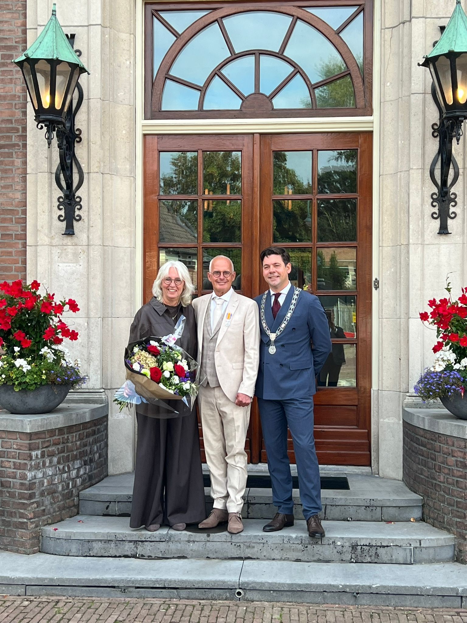 Onderscheiding Jan Agterhuis met Burgemeester